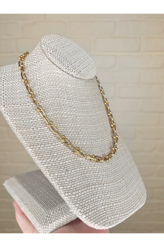Closest Link Necklace